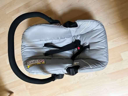 Photo of free Baby carseat (Huddersfield (HD1)) #3