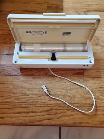 Photo of free Food sealer (Novi, 10mile + Meadowbrook) #1