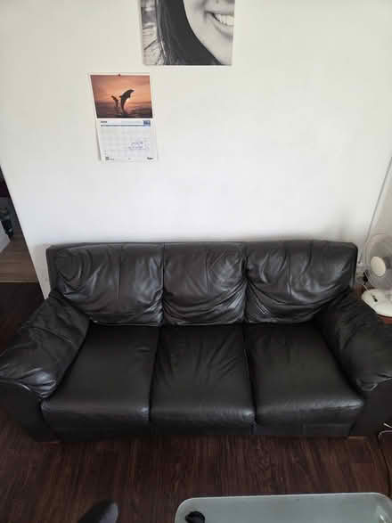 Photo of free 3 seater sofa (wapping E1W) #1