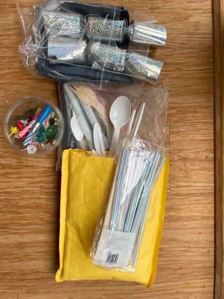 Photo of free Picnic utensils (OX4 3) #1
