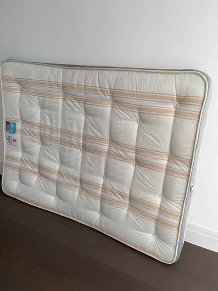 Photo of free Double mattress very good condition (Kingston KT2) #1