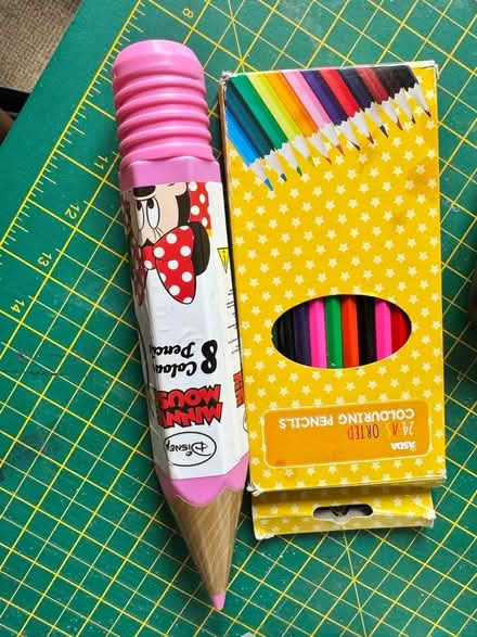 Photo of free Pens and pencils (Aspley NG8) #1