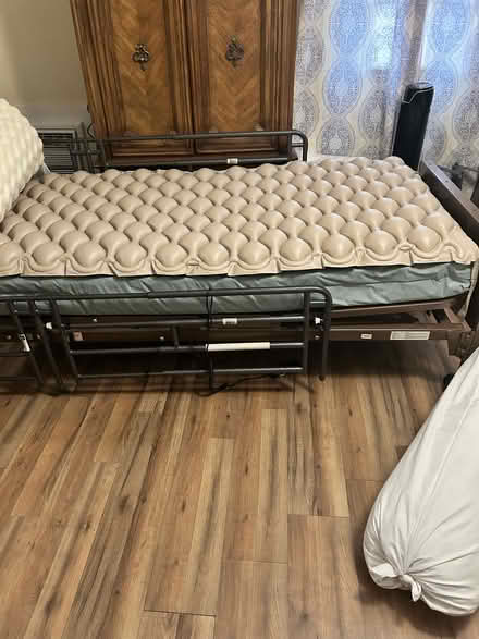 Photo of free Hospital Bed (Missouri City, Texas) #1