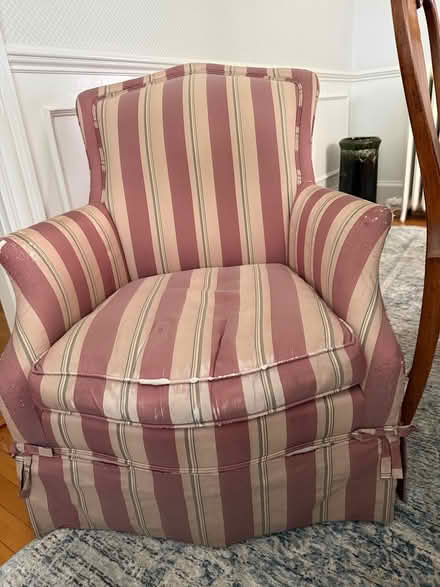 Photo of free Armchair (Across from reservoir beach) #2
