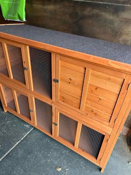 Photo of Large Rabbit Hutch (Loddon) #1