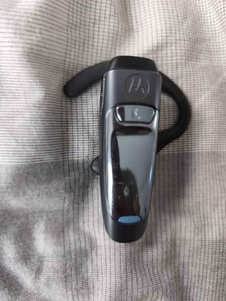Photo of free Motorola Bluetooth headset (Ilford IG1) #1