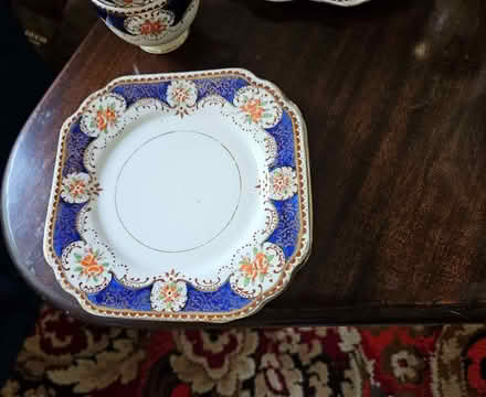 Photo of free Vintage cups and saucers (Chesham HP5) #2
