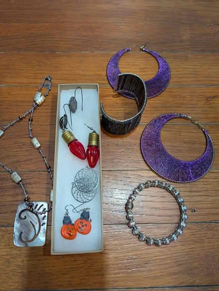 Photo of free Random jewelry (Sunnyvale) #3