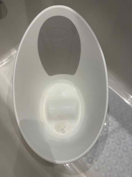 Photo of free Baby bath (Southfields SW18) #1