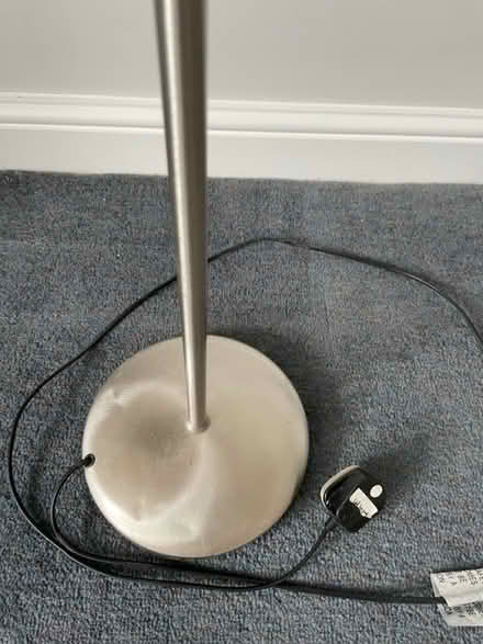 Photo of free Metal floor lamp 2 (OX4 3) #4