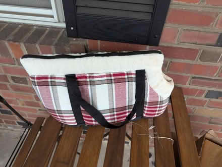 Photo of free Cat/dog carrier (Hyattsville) #2