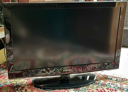 Photo of free Samsung TV 32" (Riddlesdown CR8) #1