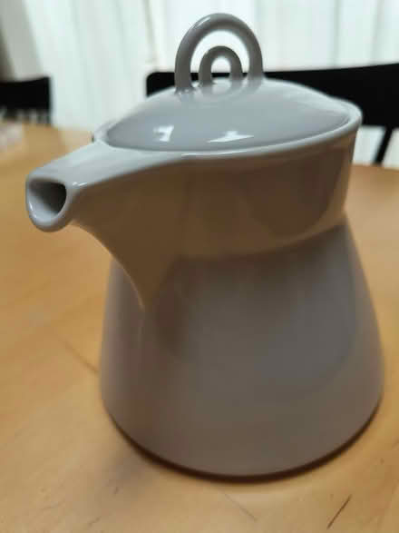 Photo of free White tea pot (near Maryvale Park) #1