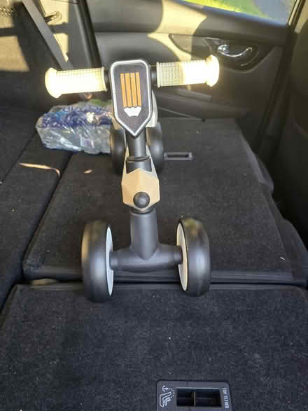 Photo of free Toddler maydolly 6B bicycle (Hemel Hempstead) #2