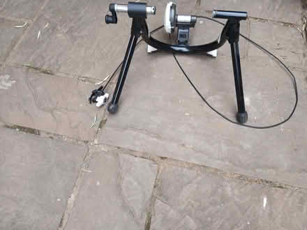 Photo of free Minaoura b60 bike trainer (Gatley SK8) #4