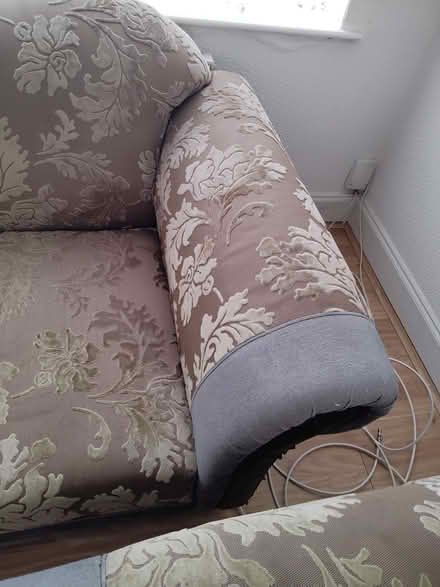 Photo of free Old sofa (Enfield EN3) #3