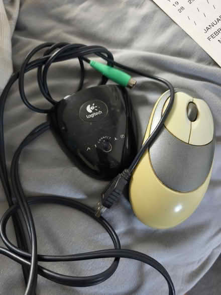 Photo of free Wireless mouse - Logitech (Ilford IG1) #1