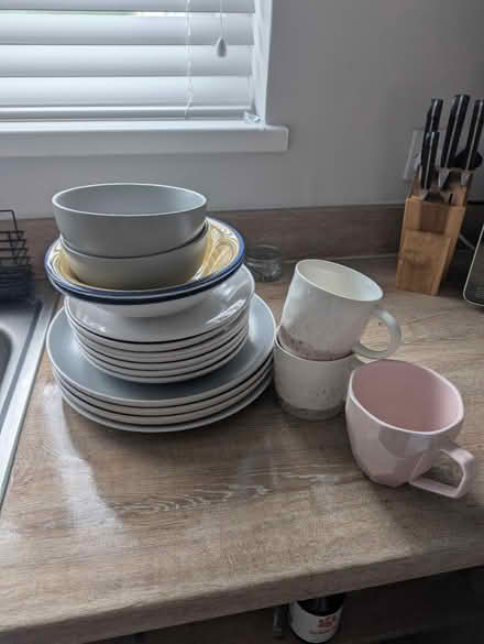 Photo of free Crockery (ME5 walderslade) #1