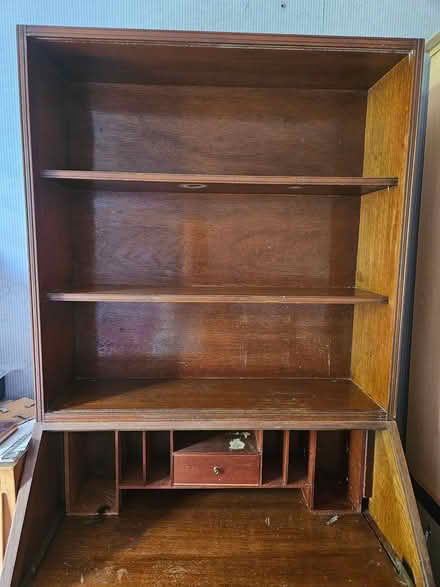 Photo of free Bureau (Riddlesdown CR8) #1