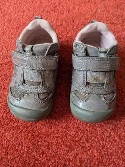 Photo of free Childrens' size 4-5 shoes (Kennington OX1) #3