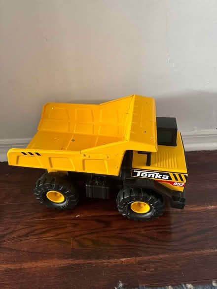 Photo of free Tonka Dump truck (Mount Vernon) #1