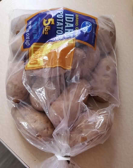 Photo of free Russet potatoes (Wilmot and I-10) #1