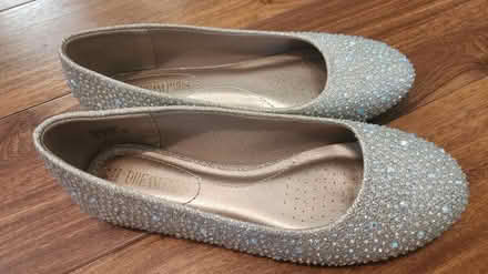 Photo of free Glittery rhinestone flats, size 7.5 (King Farm) #1