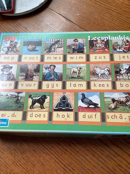 Photo of free Puzzle and book (Dutch) (Caton LA2) #1