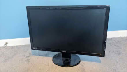 Photo of free Computer Monitor (Horndean PO8) #1