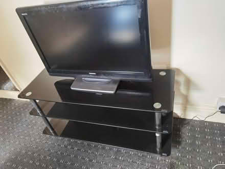 Photo of free TV and Stand (Ilkeston) #3