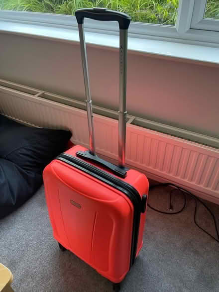 Photo of free Cabin Hard Shell Suitcase (Wallands Park BN7) #1