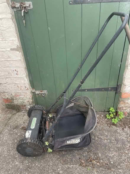 Photo of free Manual push cylinder lawnmower (Jesmond) #1