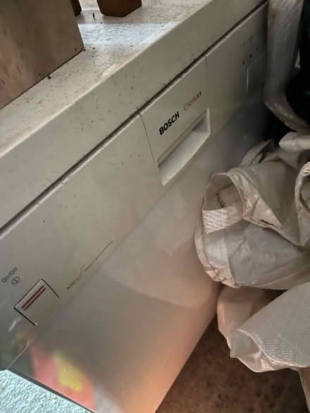 Photo of free Bosch dishwasher (OX1, Kennington) #1