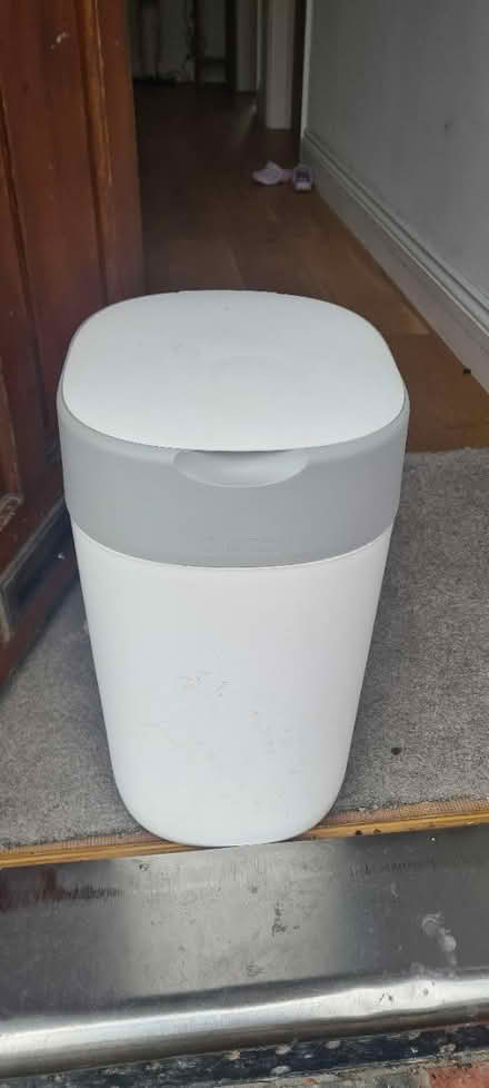 Photo of free Nappy bin + refill (N17 Tottenham Hale) #1