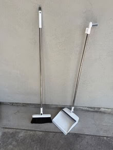 Photo of free broom and standing dustbin #2