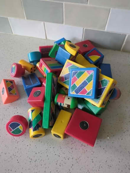 Photo of free Magnetic bricks (Orgreave S13) #1
