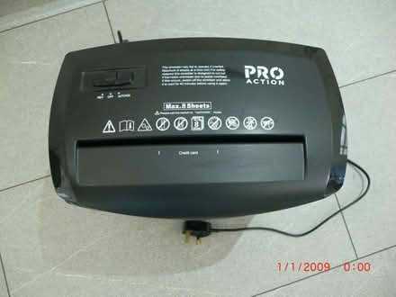Photo of free Electric Paper Shredder (Bilton HG1) #2