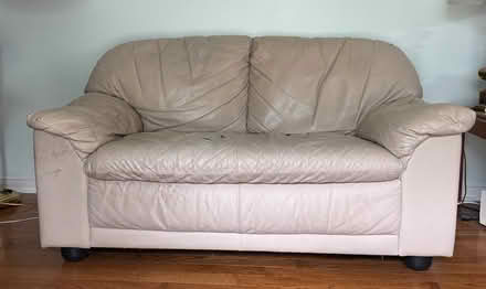 Photo of free Leather love seats (Meadowvale) (Britannia & Winston Churchill) #2