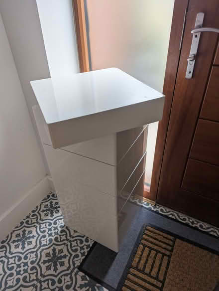 Photo of free rotating storage unit (Cliffe BN7) #2