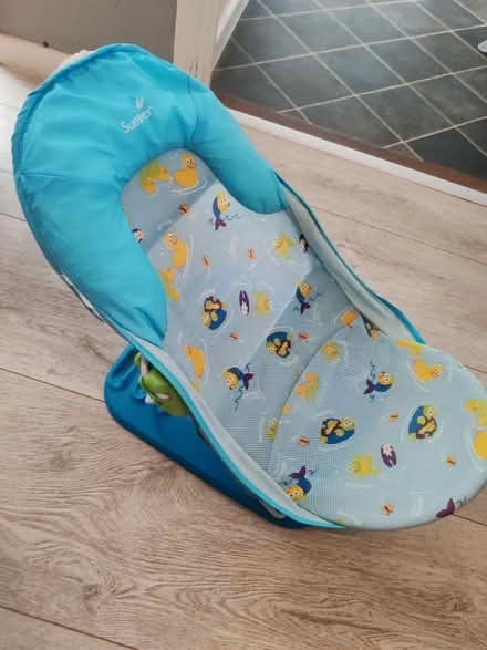 Photo of free Bath baby seat (RG2) #1