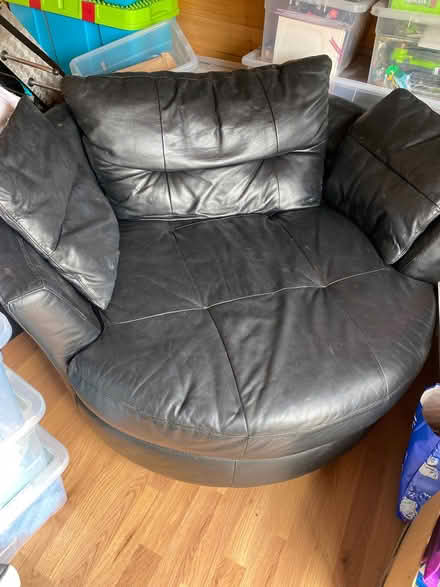 Photo of free Large round sofa chair (Portslade Village BN41) #1