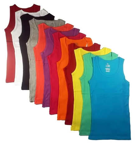 Photo of Tank tops (any condition) (NYC) #1