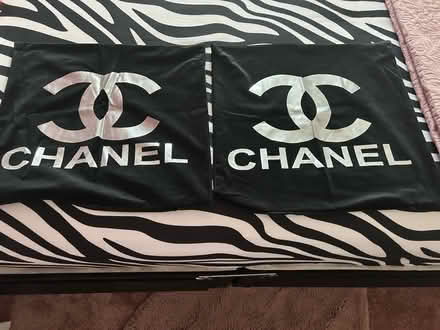 Photo of free 2 cushion covers (E3) #1