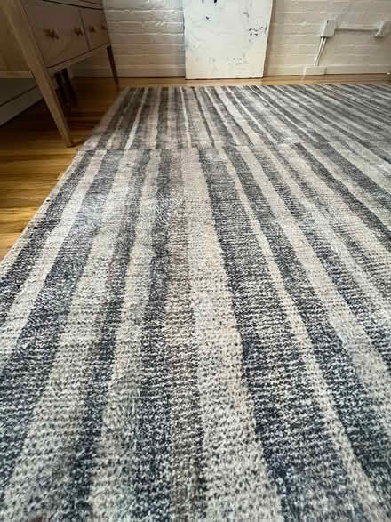 Photo of free 8x11 Rug pick up today (Soho) #4