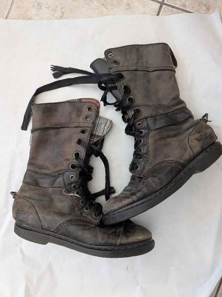 Photo of free Distressed Grey DM Boots Approx 6-7 (CT15) #2