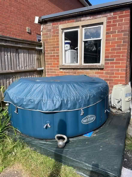 Photo of free Hot Tub - Milan Lay-Z-Spa (Two Poplars Pub, RG41 2P) #1