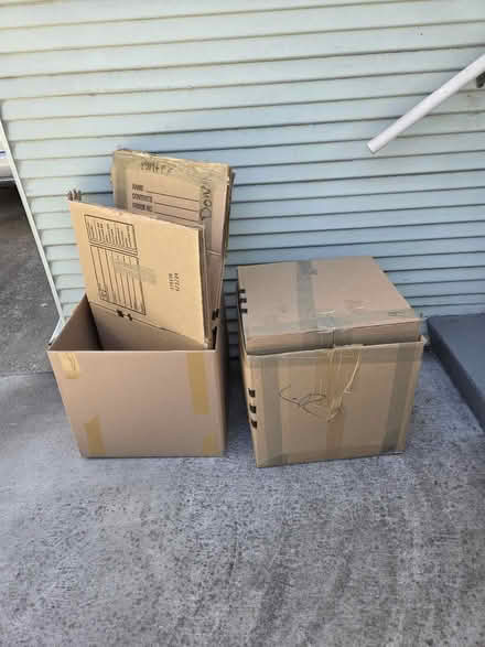 Photo of free Curb Alert Moving boxes (South Berkeley) #1