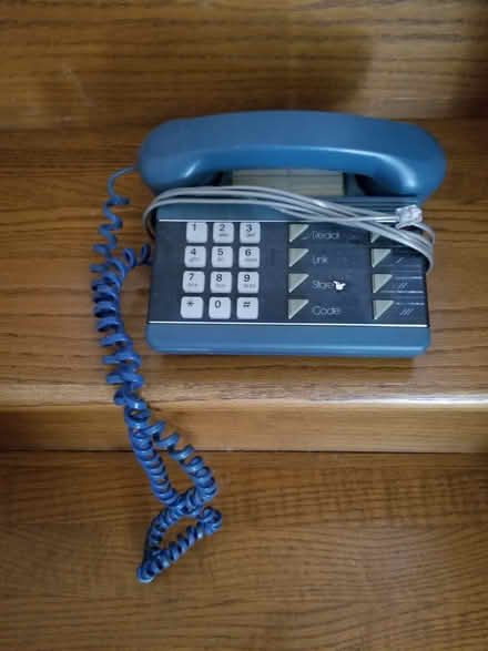 Photo of free Corded phone (Centrepointe) #1
