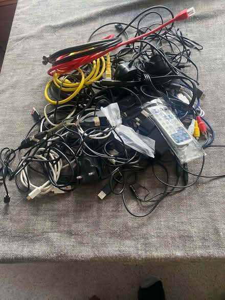 Photo of free Different leads and chargers (Hixon ST18) #1