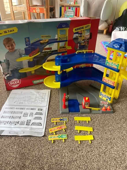 Photo of free Toy garage (TN35 Ore) #1